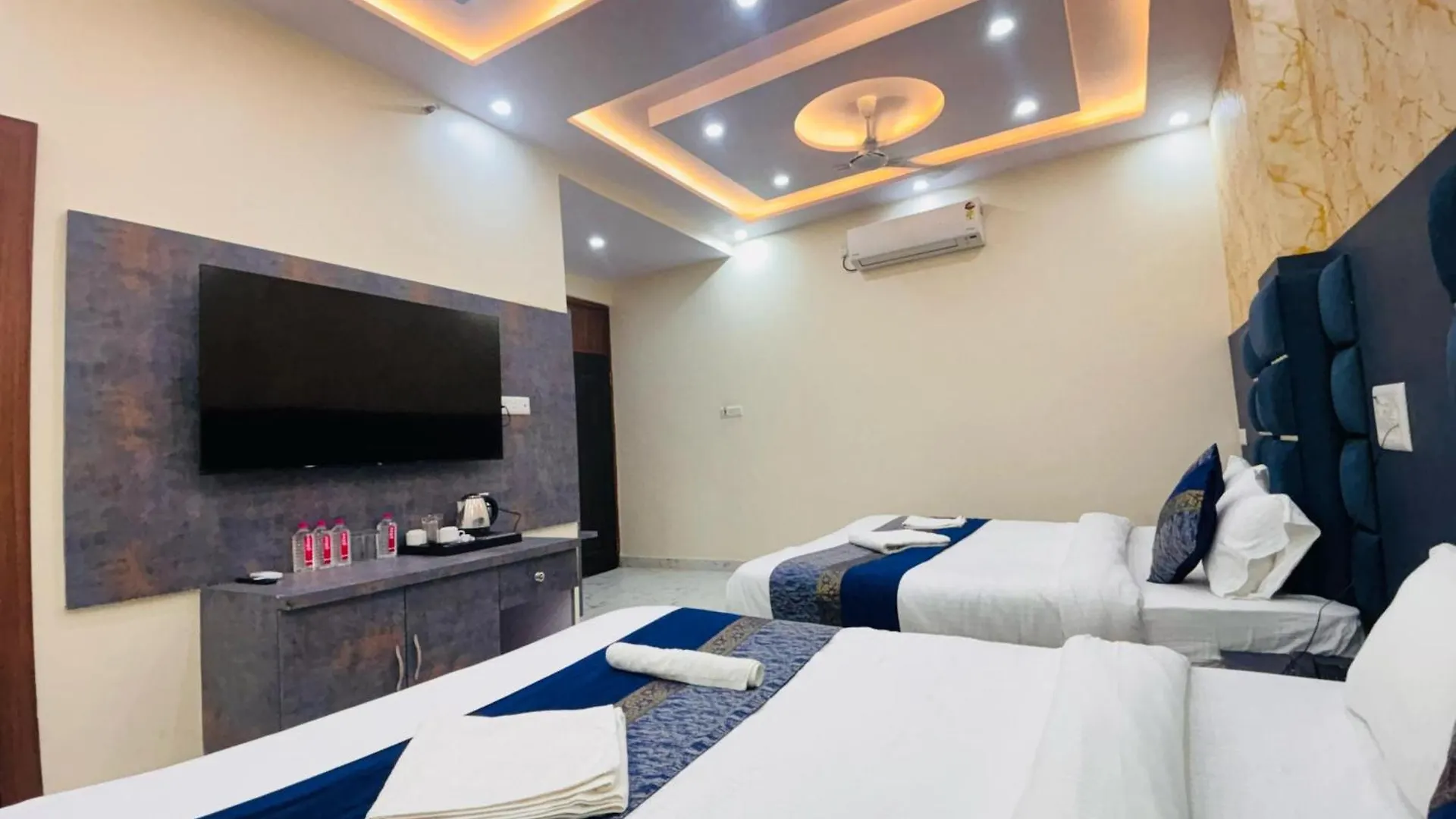 Kashvi Hotels Βαρανάσι