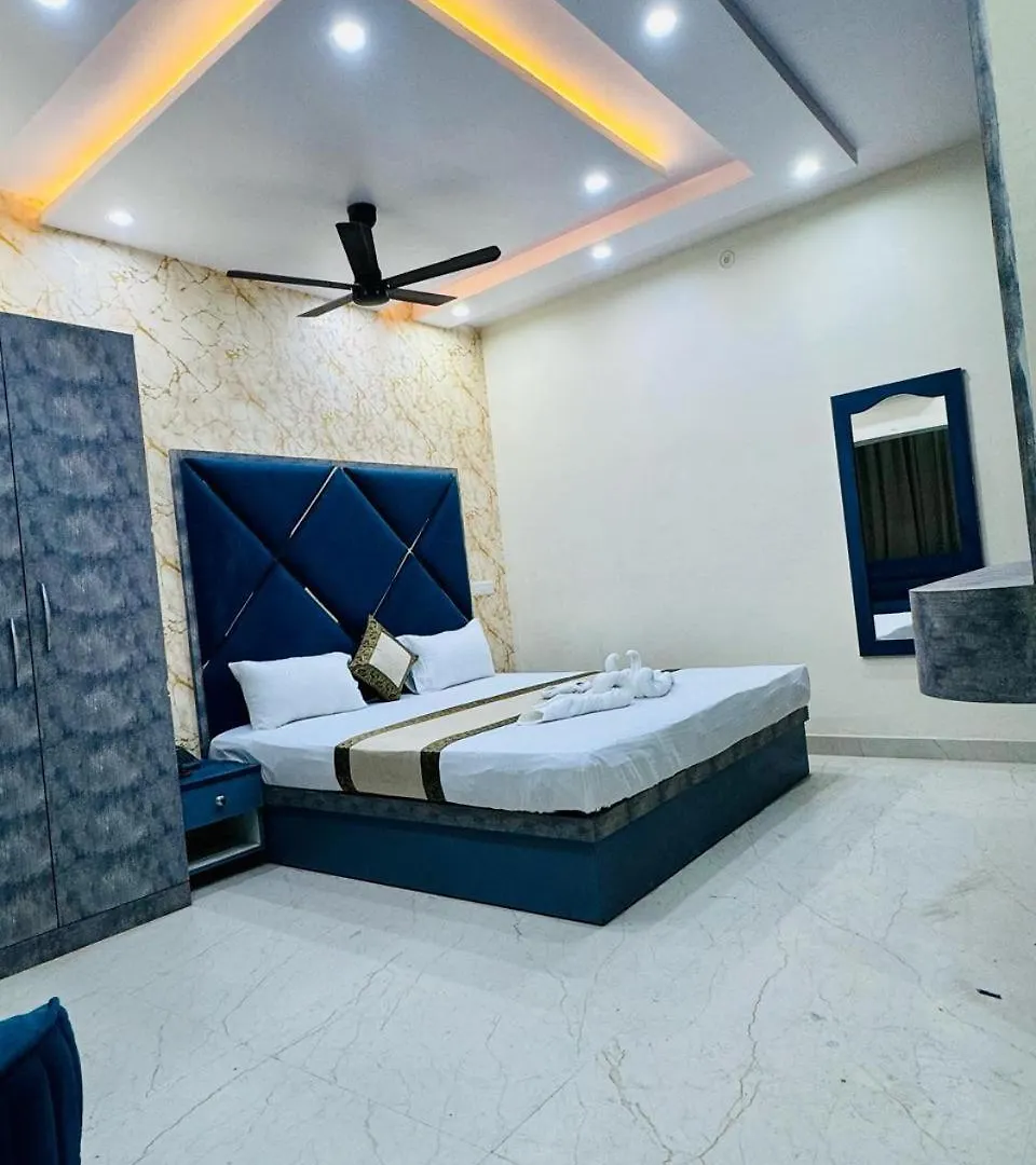 Kashvi Hotels Βαρανάσι