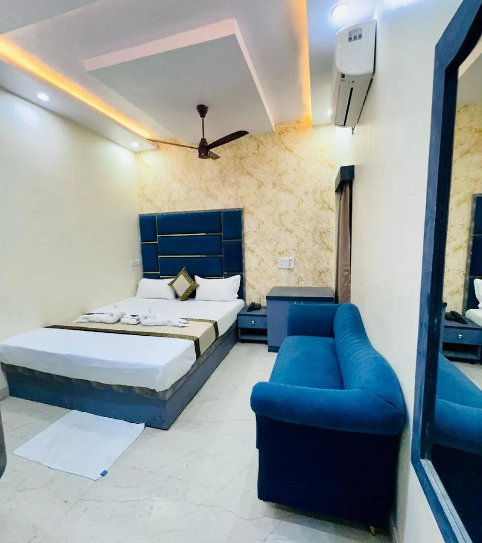 Kashvi Hotels Βαρανάσι